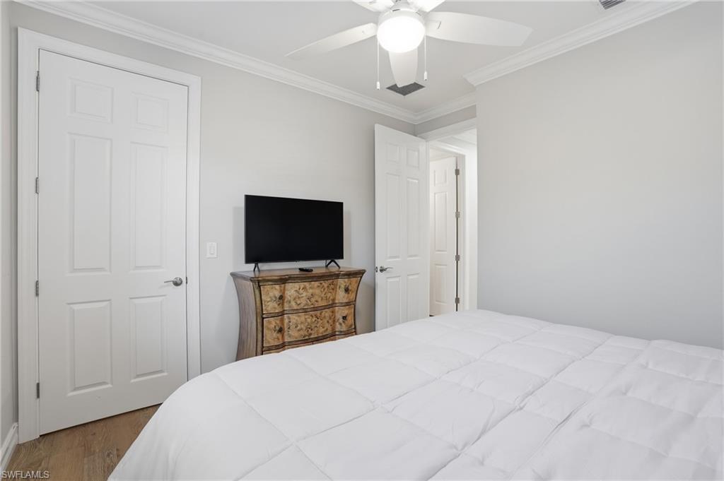 11001 Castlereagh ST