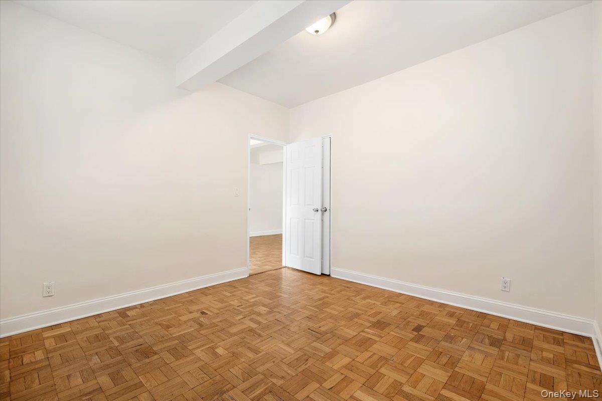 2 Sadore Lane Unit: 1V