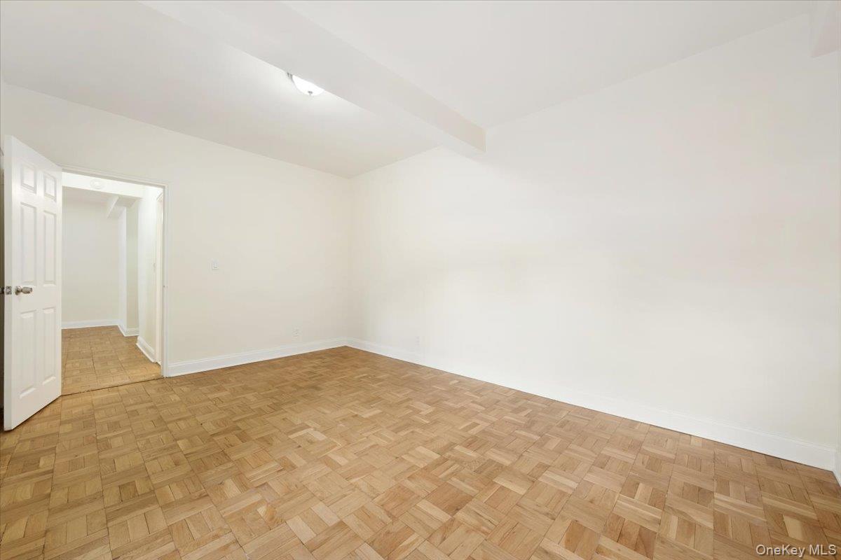 2 Sadore Lane Unit: 1V