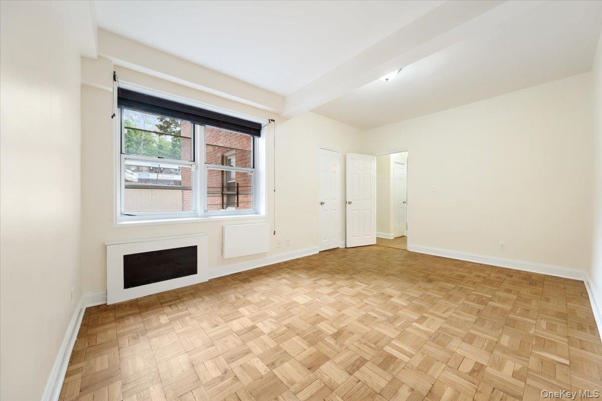 2 Sadore Lane Unit: 1V