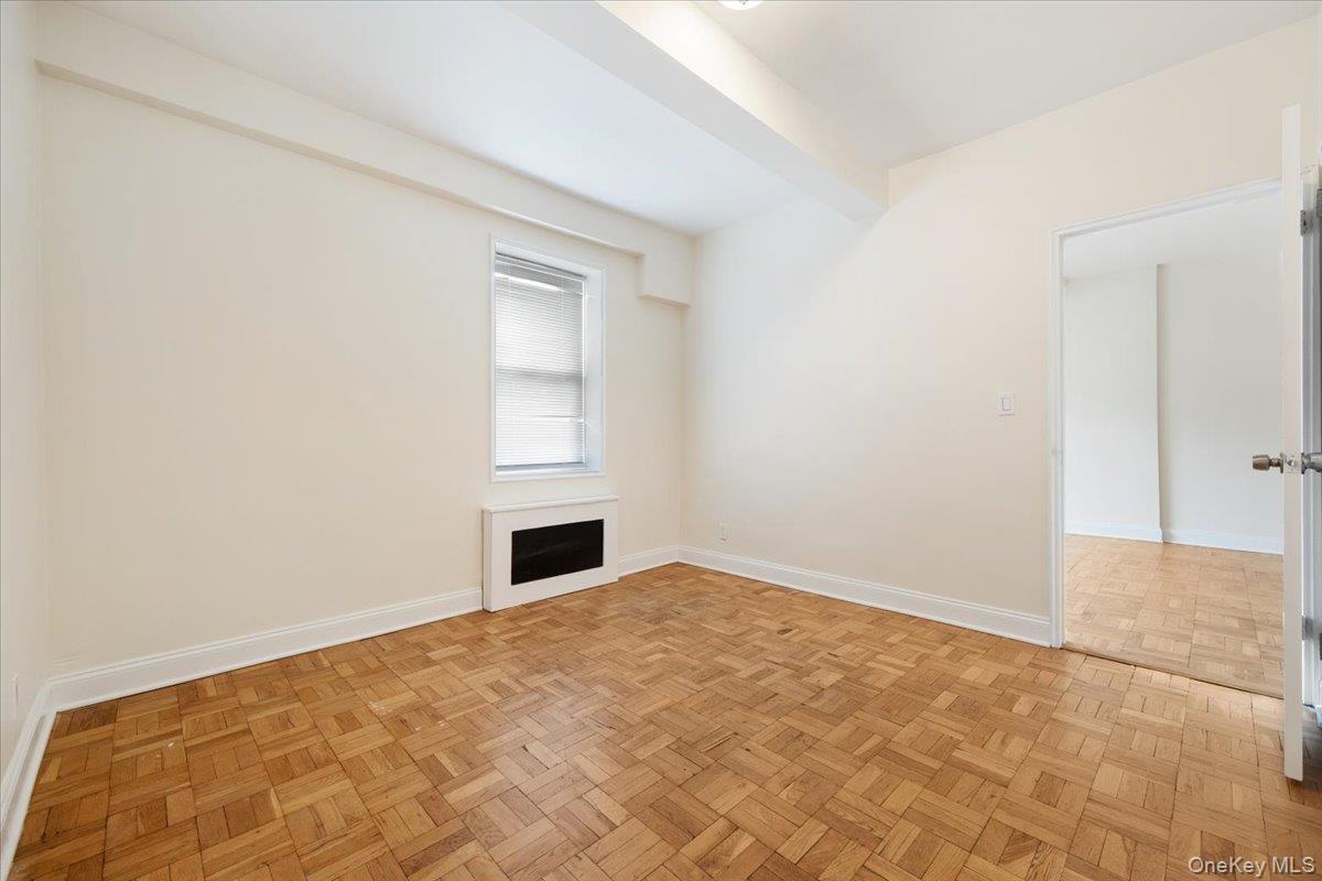 2 Sadore Lane Unit: 1V