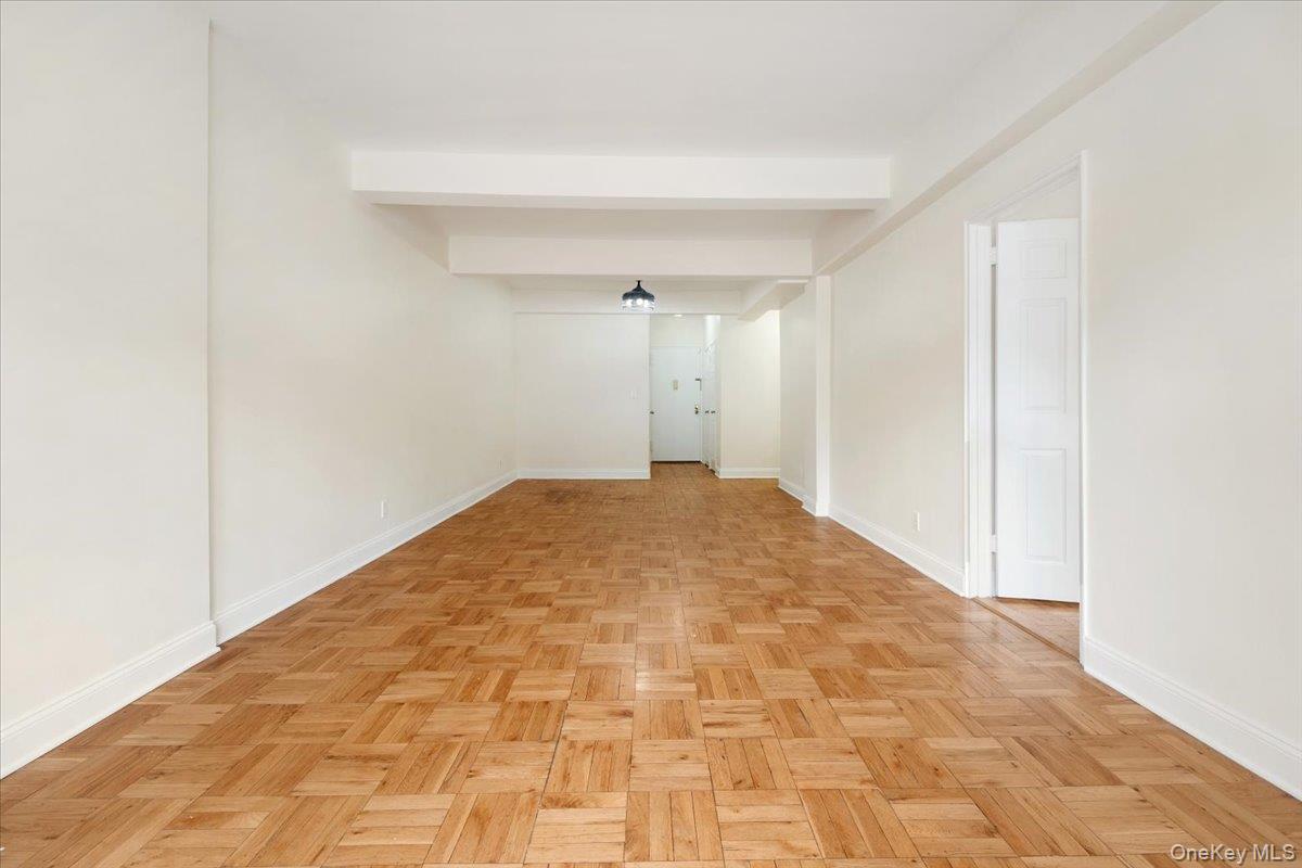 2 Sadore Lane Unit: 1V