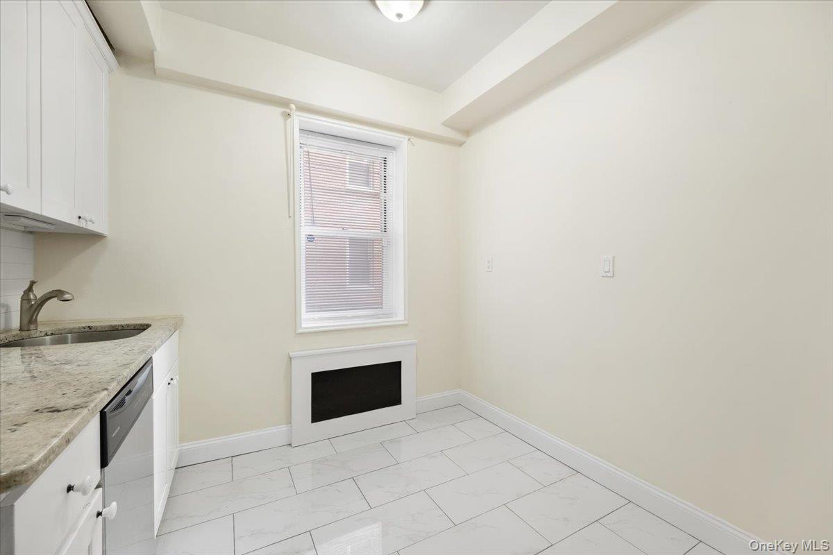 2 Sadore Lane Unit: 1V