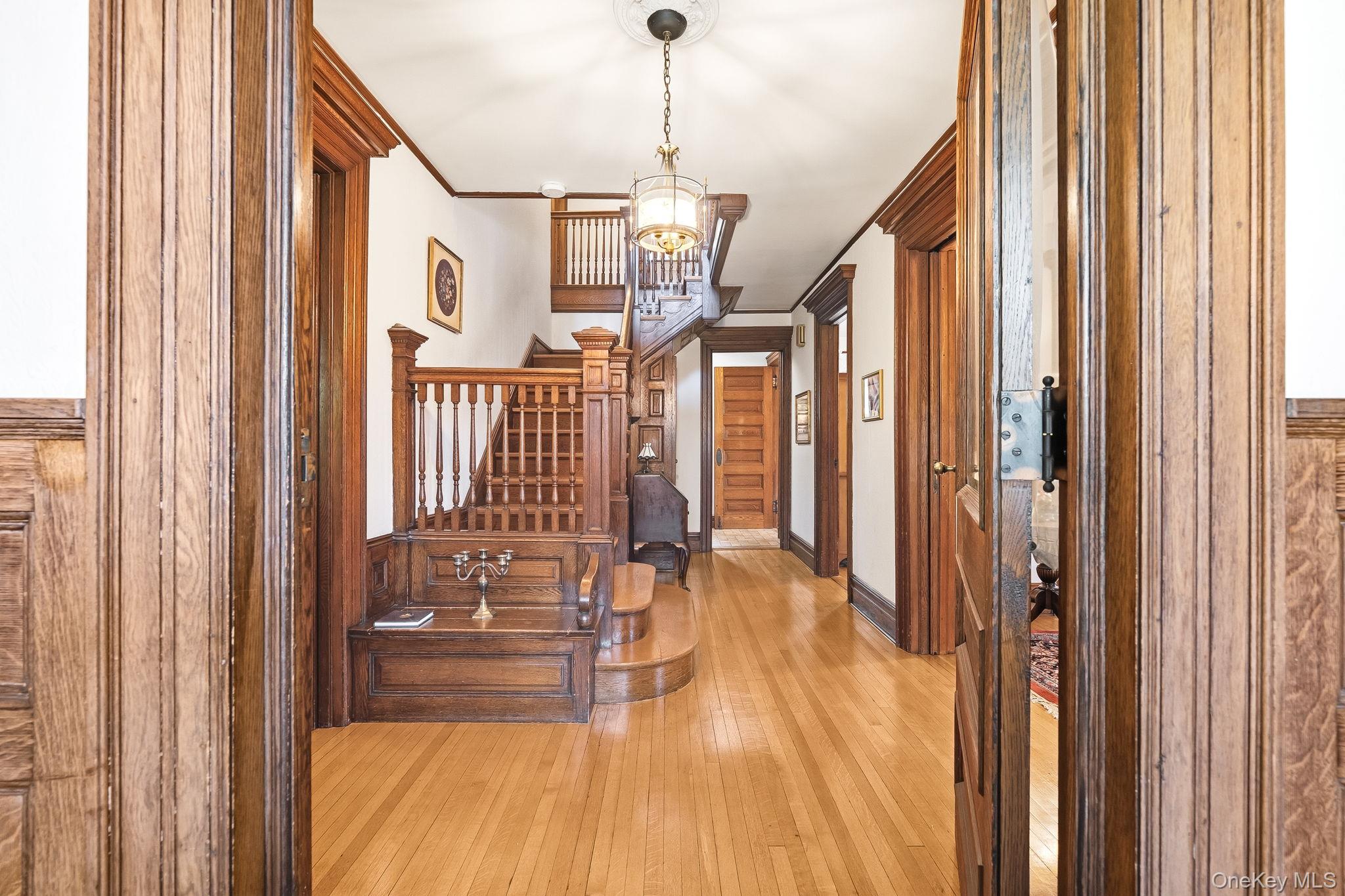 13 Ridgeview Avenue