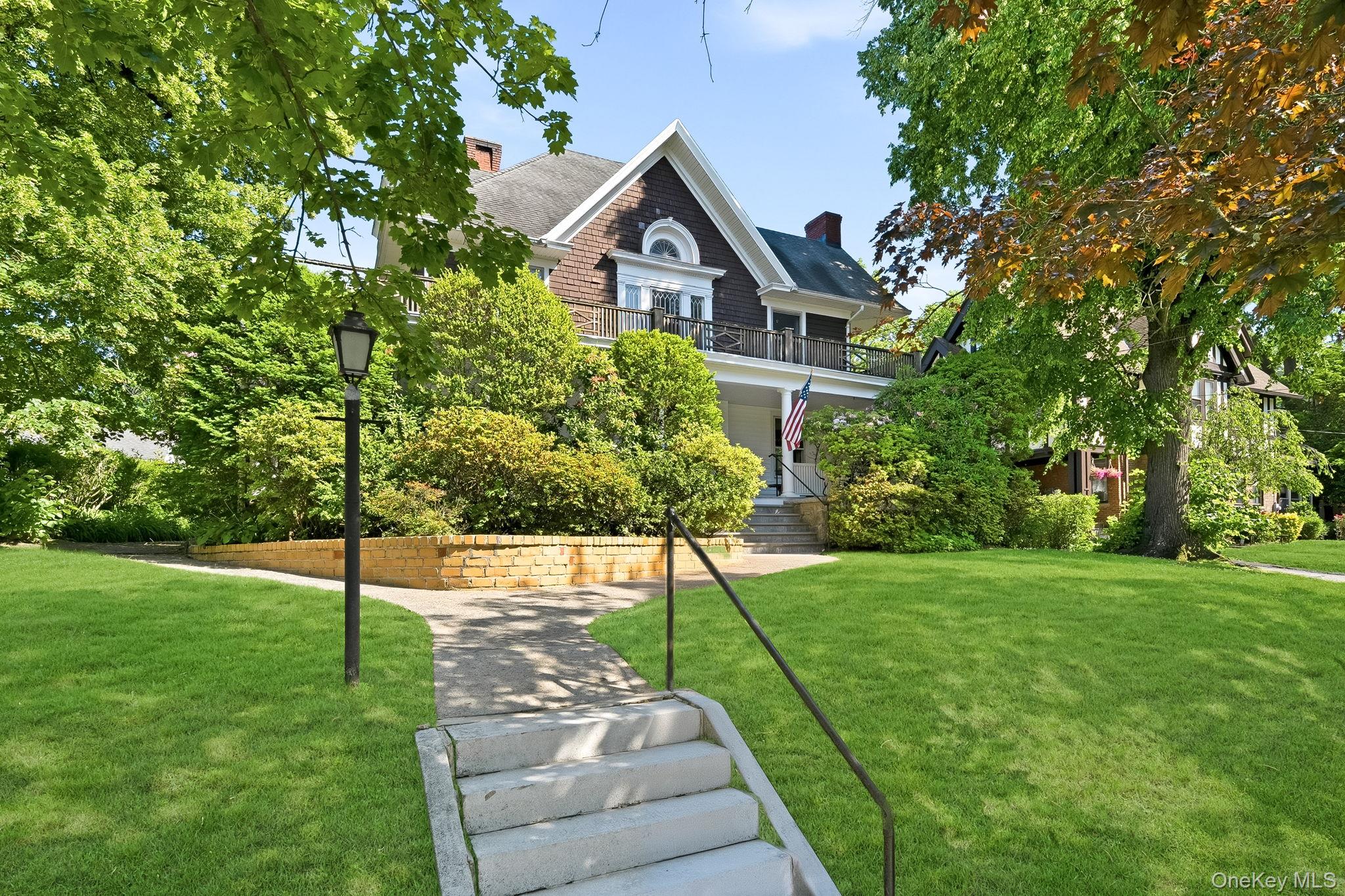 13 Ridgeview Avenue