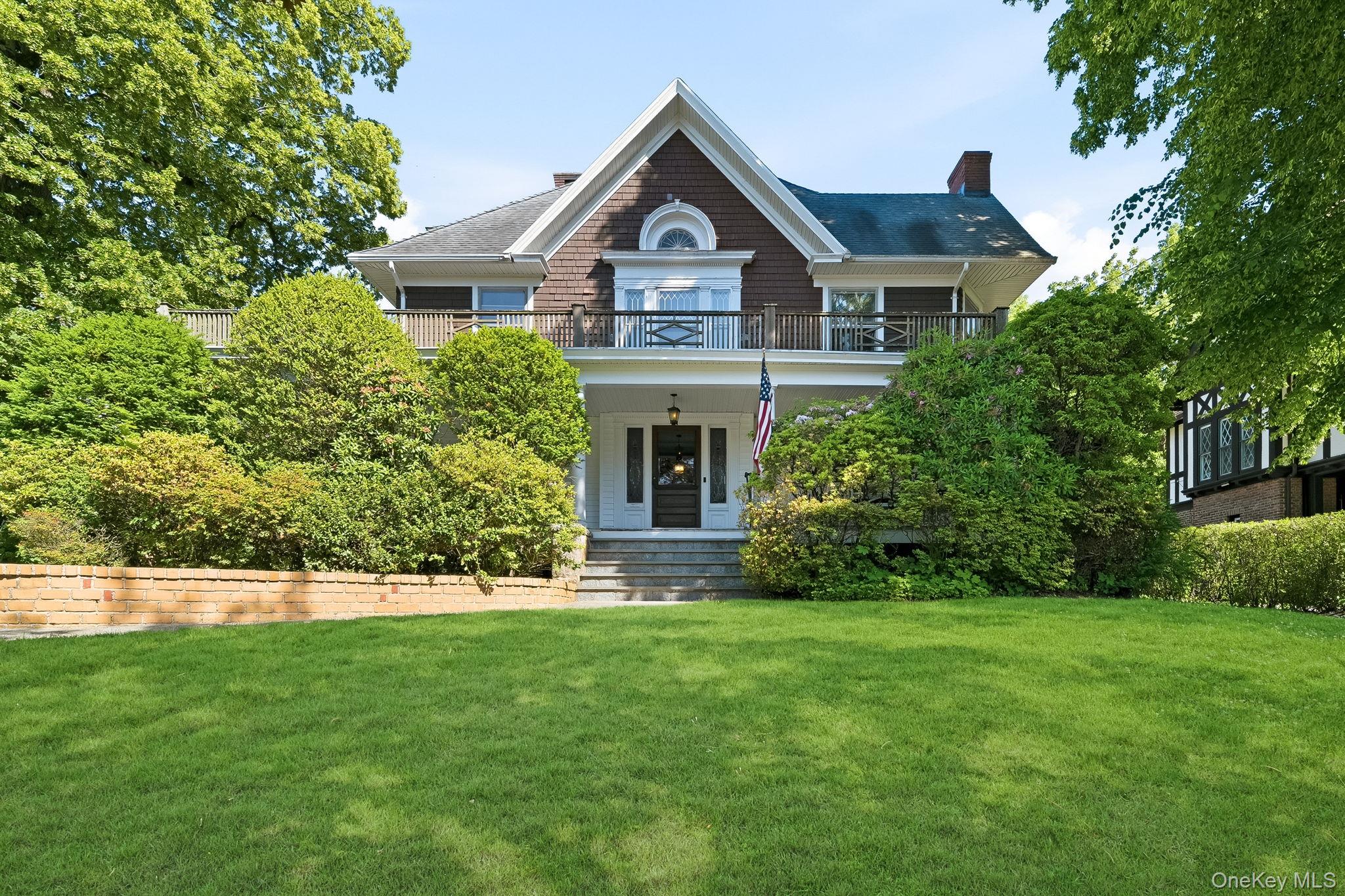13 Ridgeview Avenue