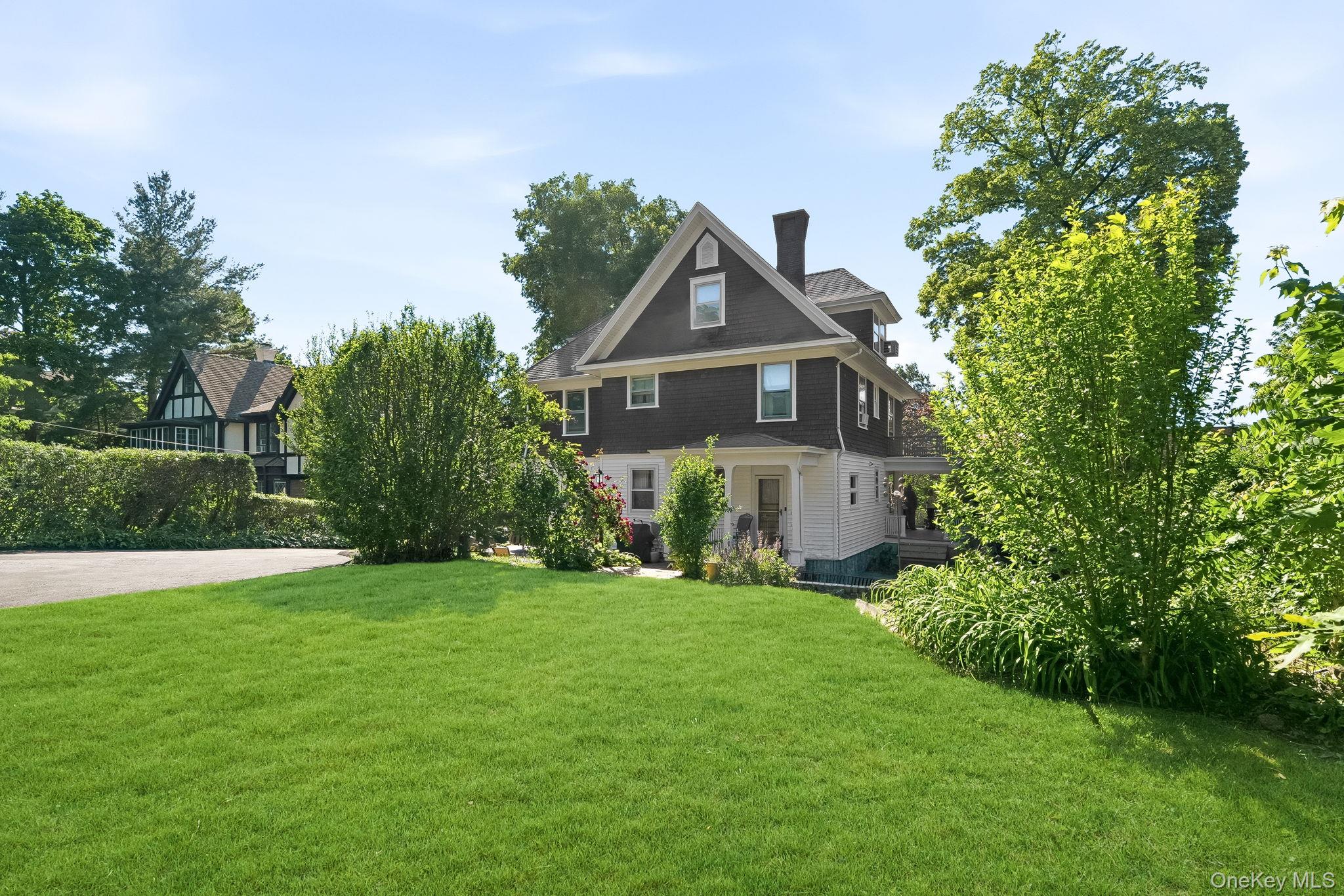 13 Ridgeview Avenue