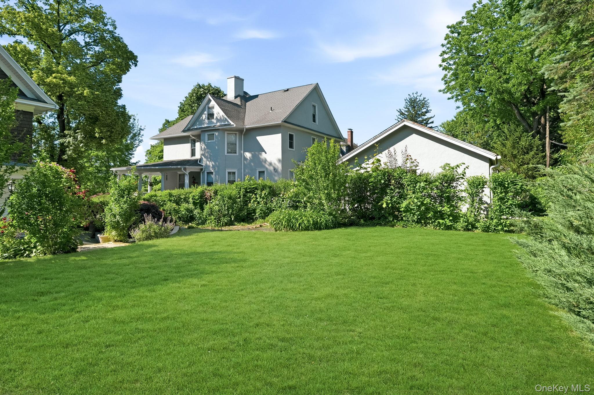 13 Ridgeview Avenue
