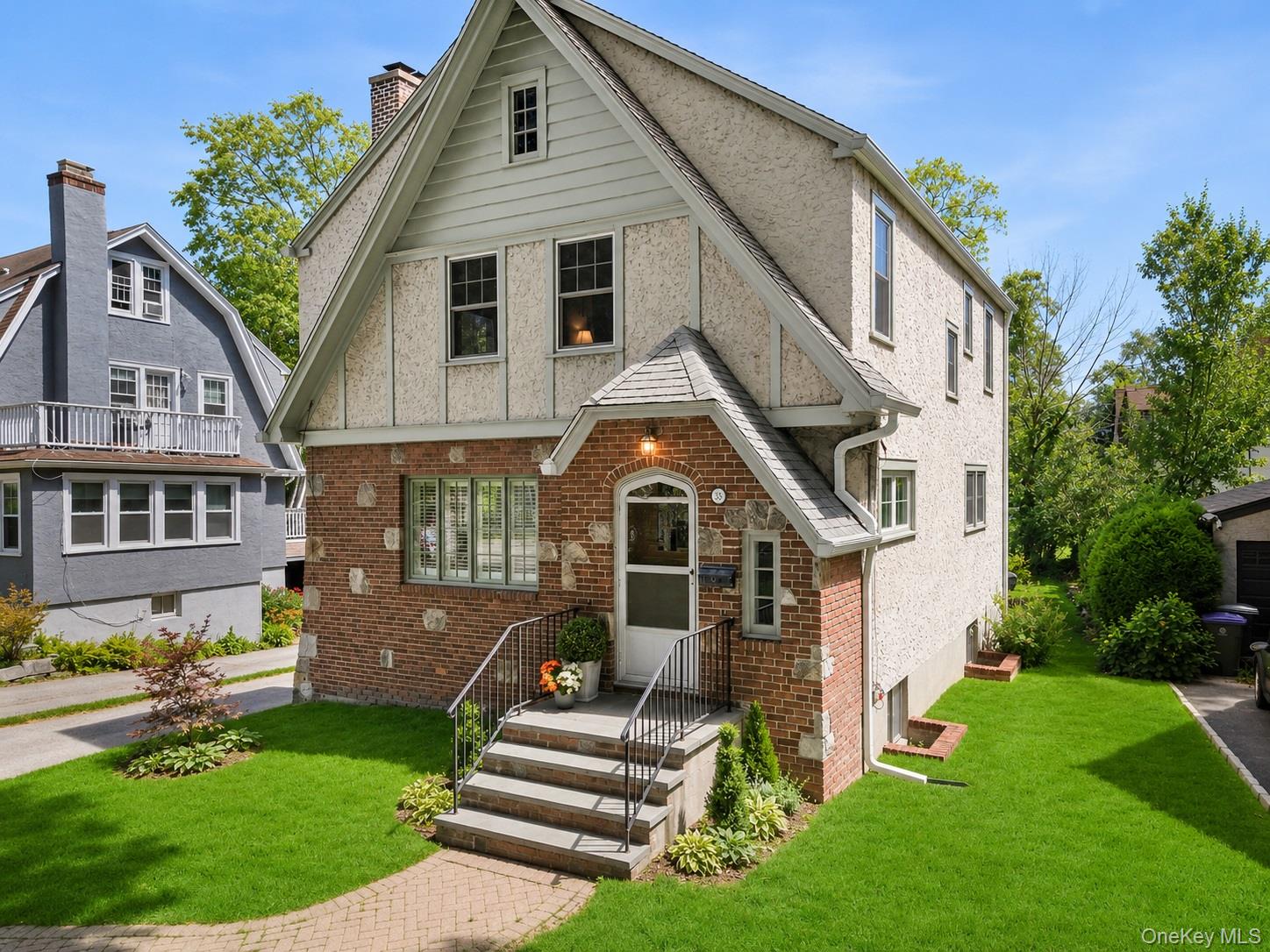 35 Prescott Avenue
