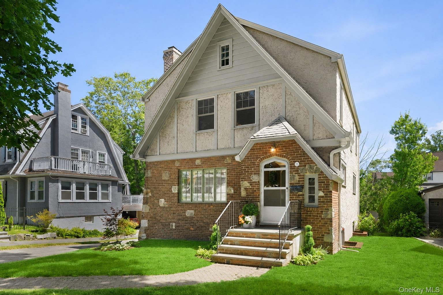 35 Prescott Avenue