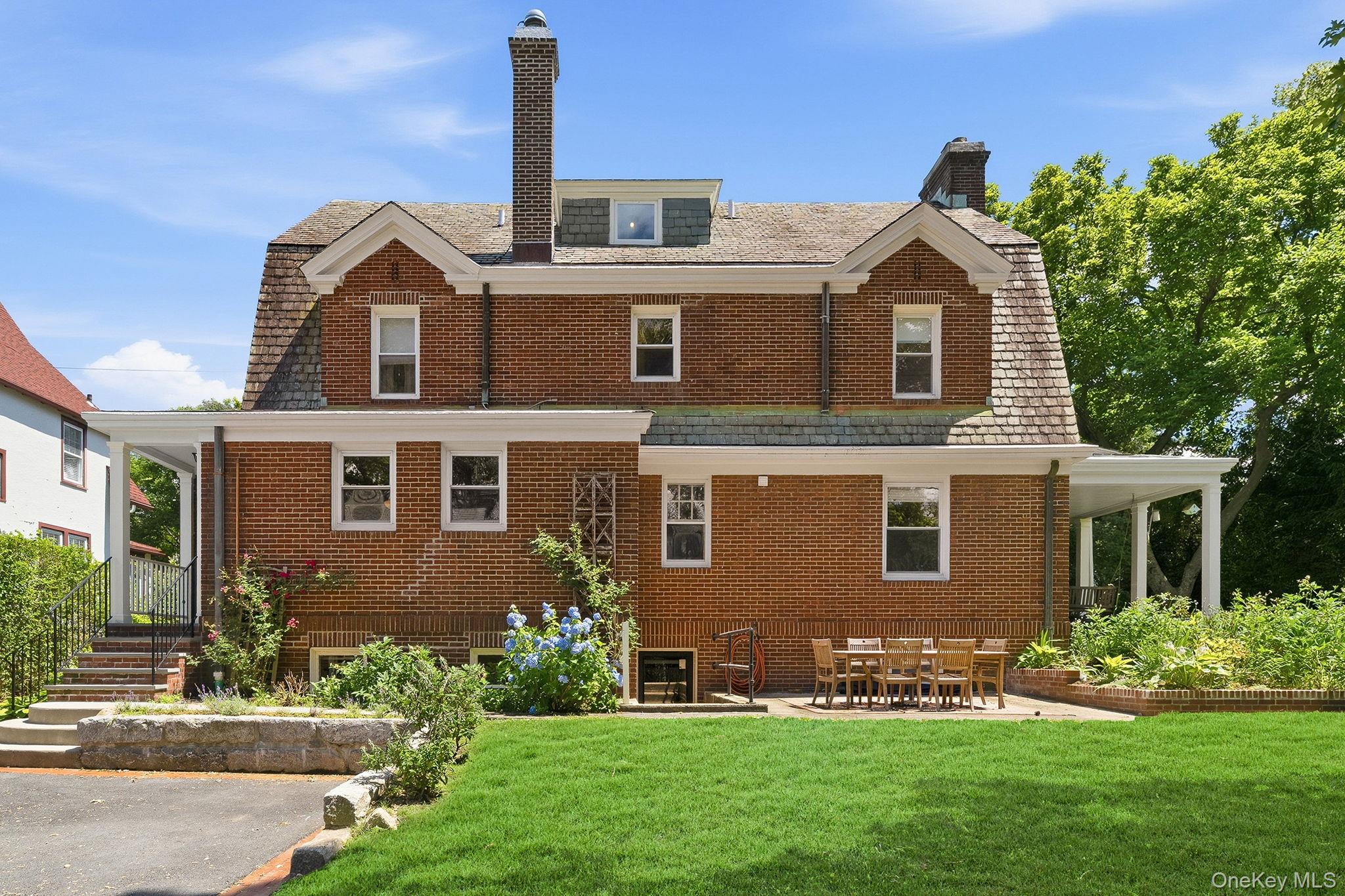 64 Prospect Street