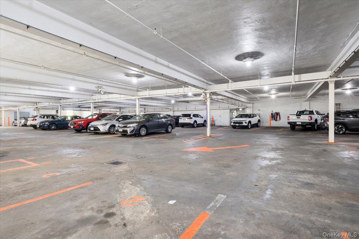 90 Bryant Avenue Unit: 2B- Dorset