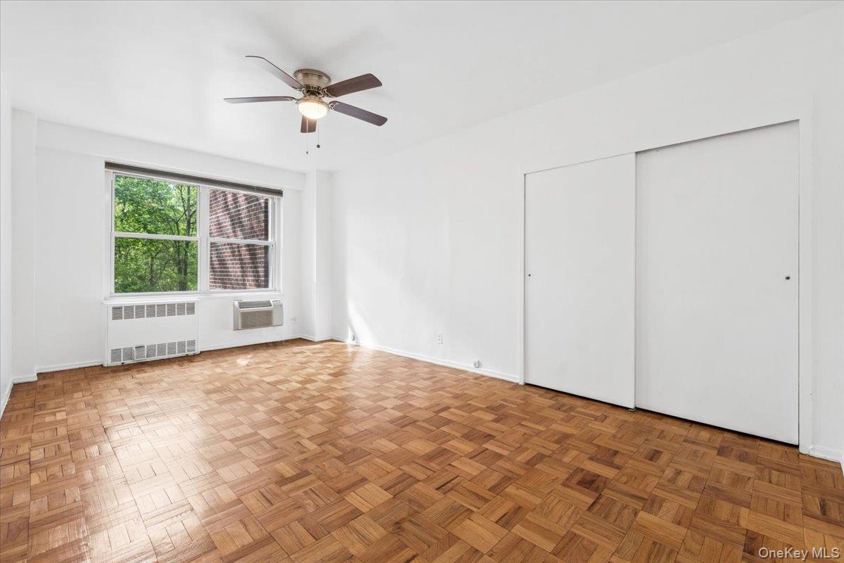 281 Garth Road Unit: #C2H