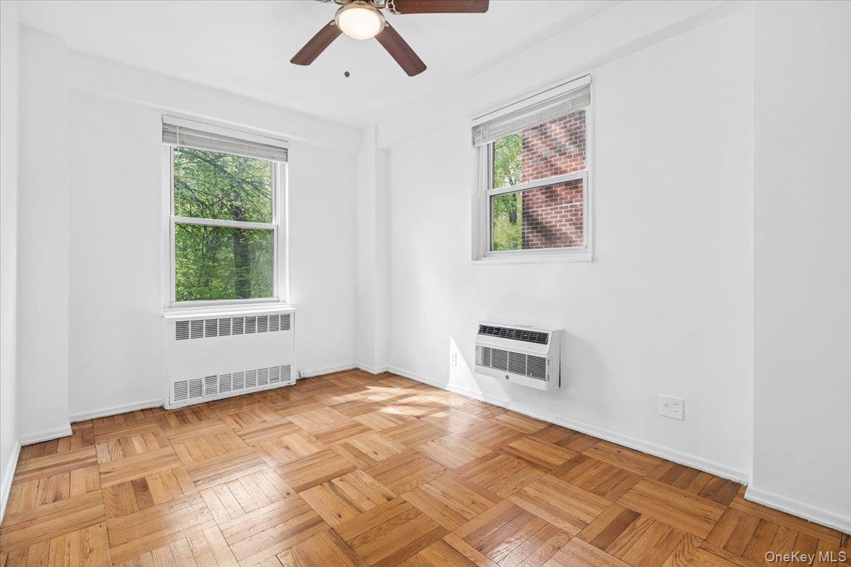 281 Garth Road Unit: #C2H