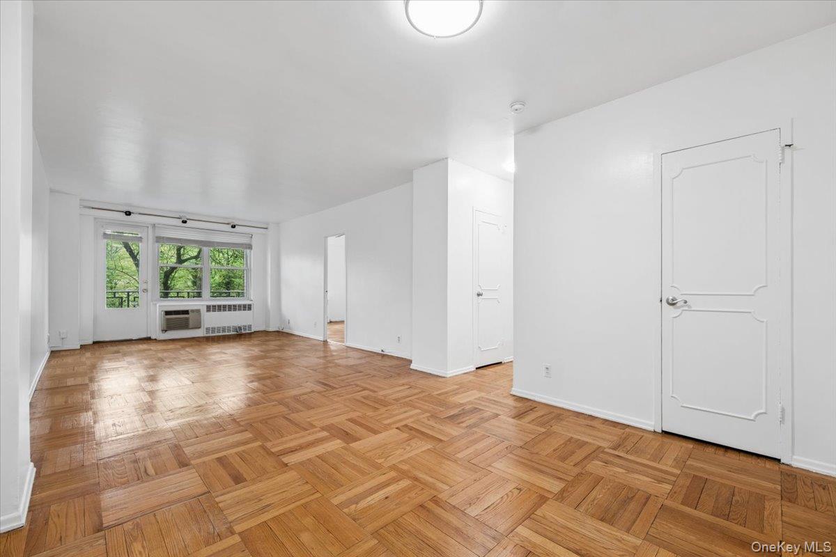 281 Garth Road Unit: #C2H