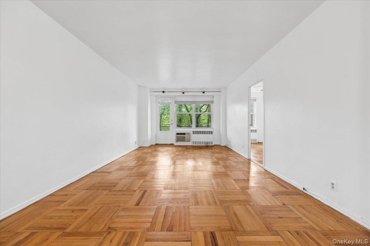 281 Garth Road Unit: #C2H