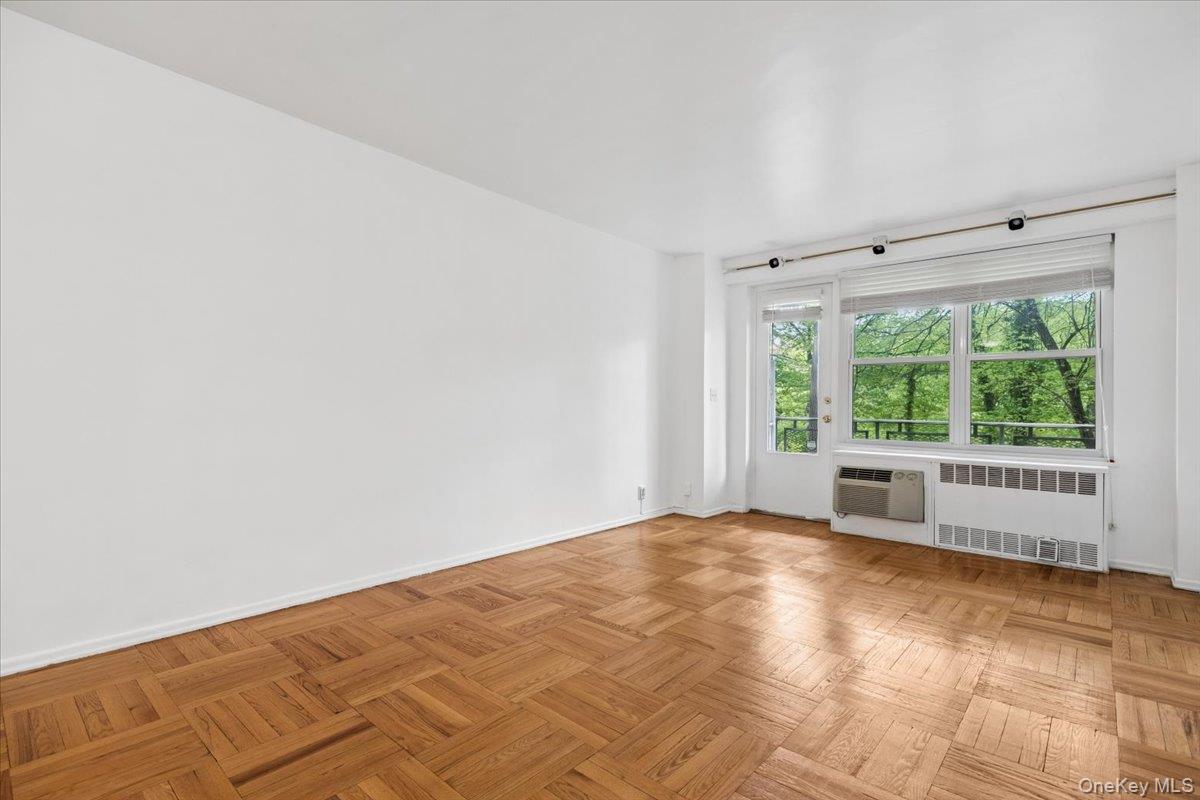 281 Garth Road Unit: #C2H