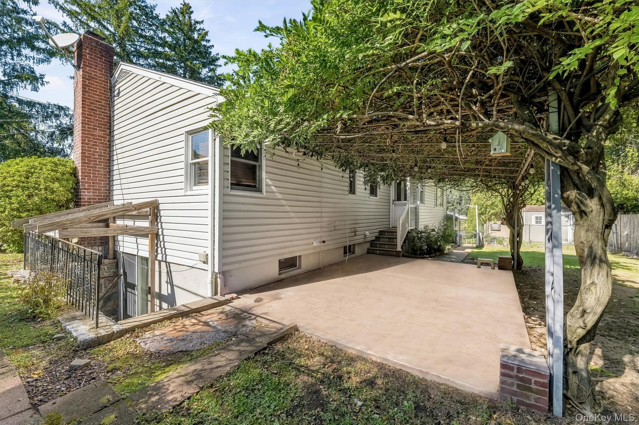 1 Tudor Place