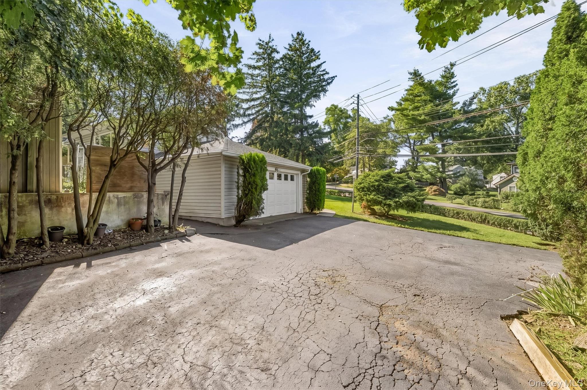 1 Tudor Place