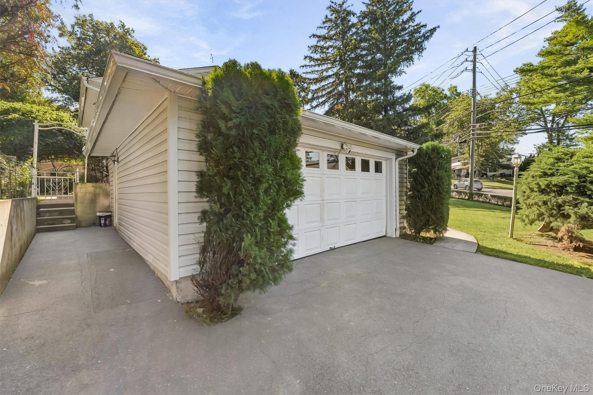 1 Tudor Place