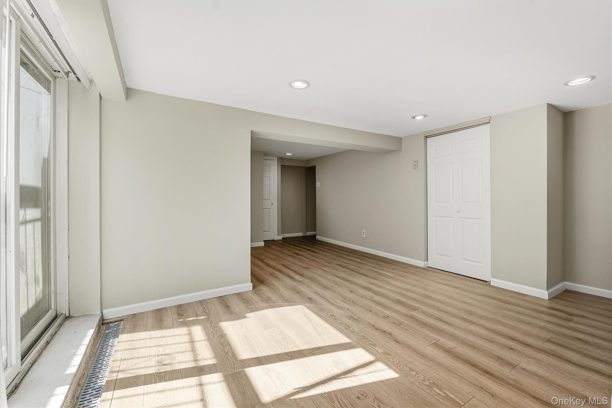 1 Tudor Place