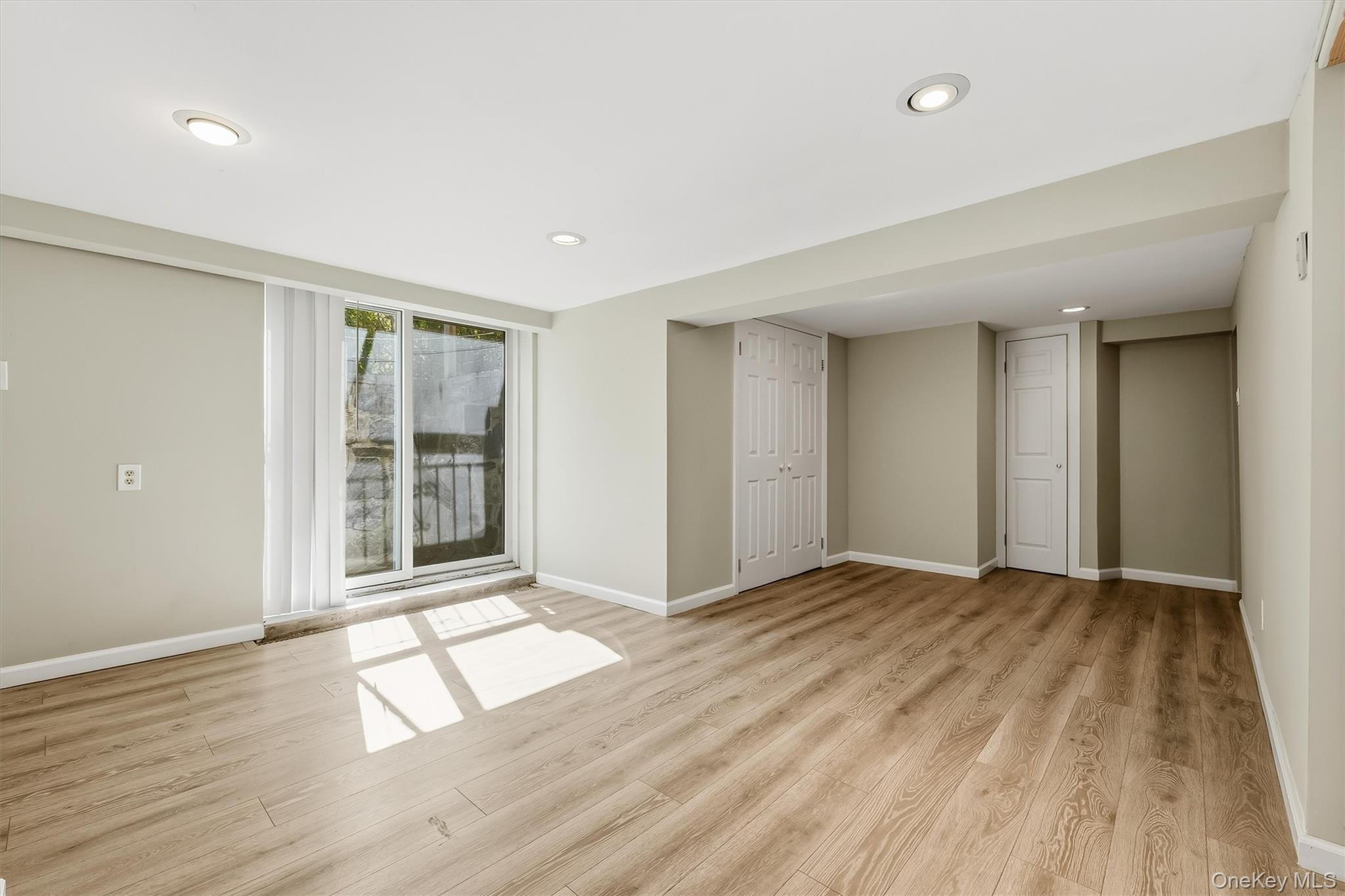 1 Tudor Place