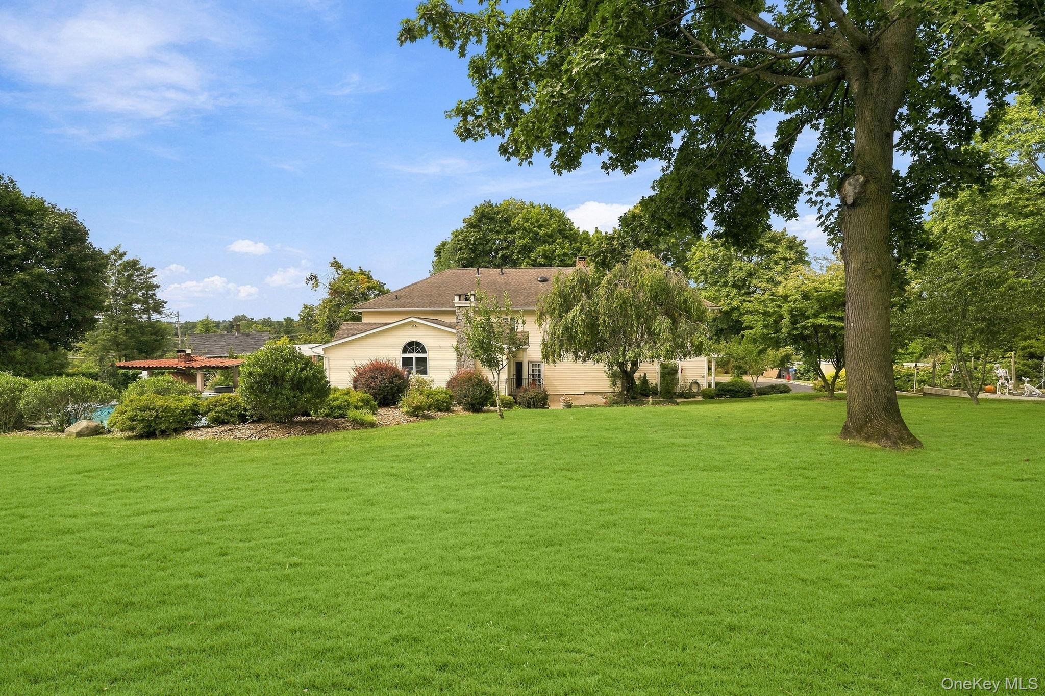 611 Knollwood Road
