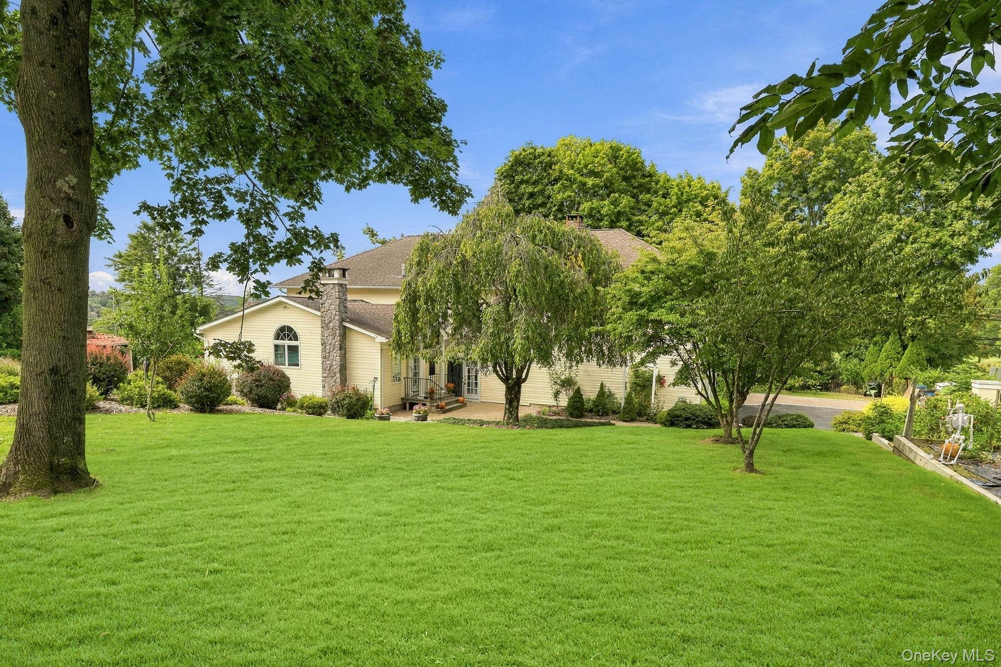 611 Knollwood Road