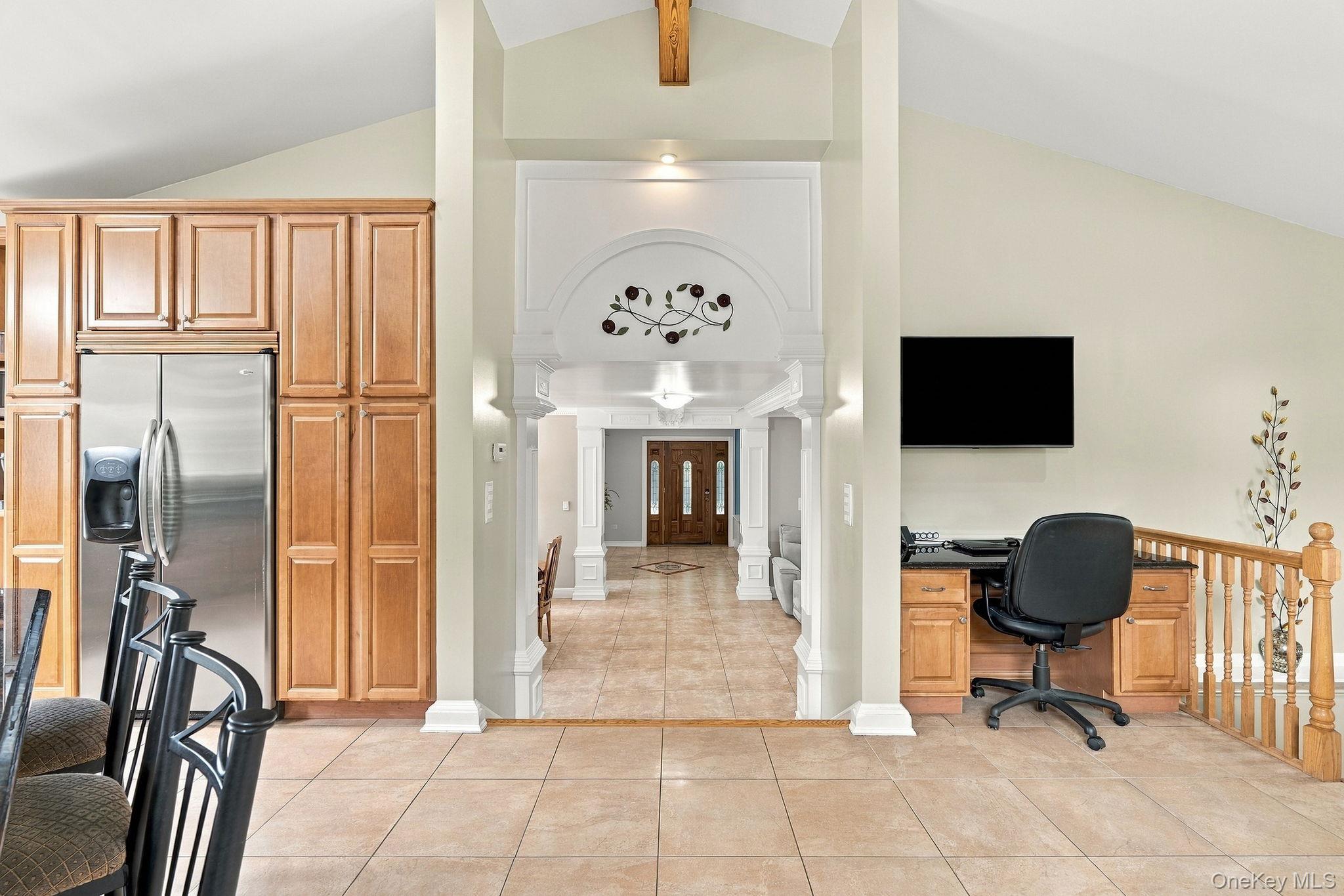 611 Knollwood Road