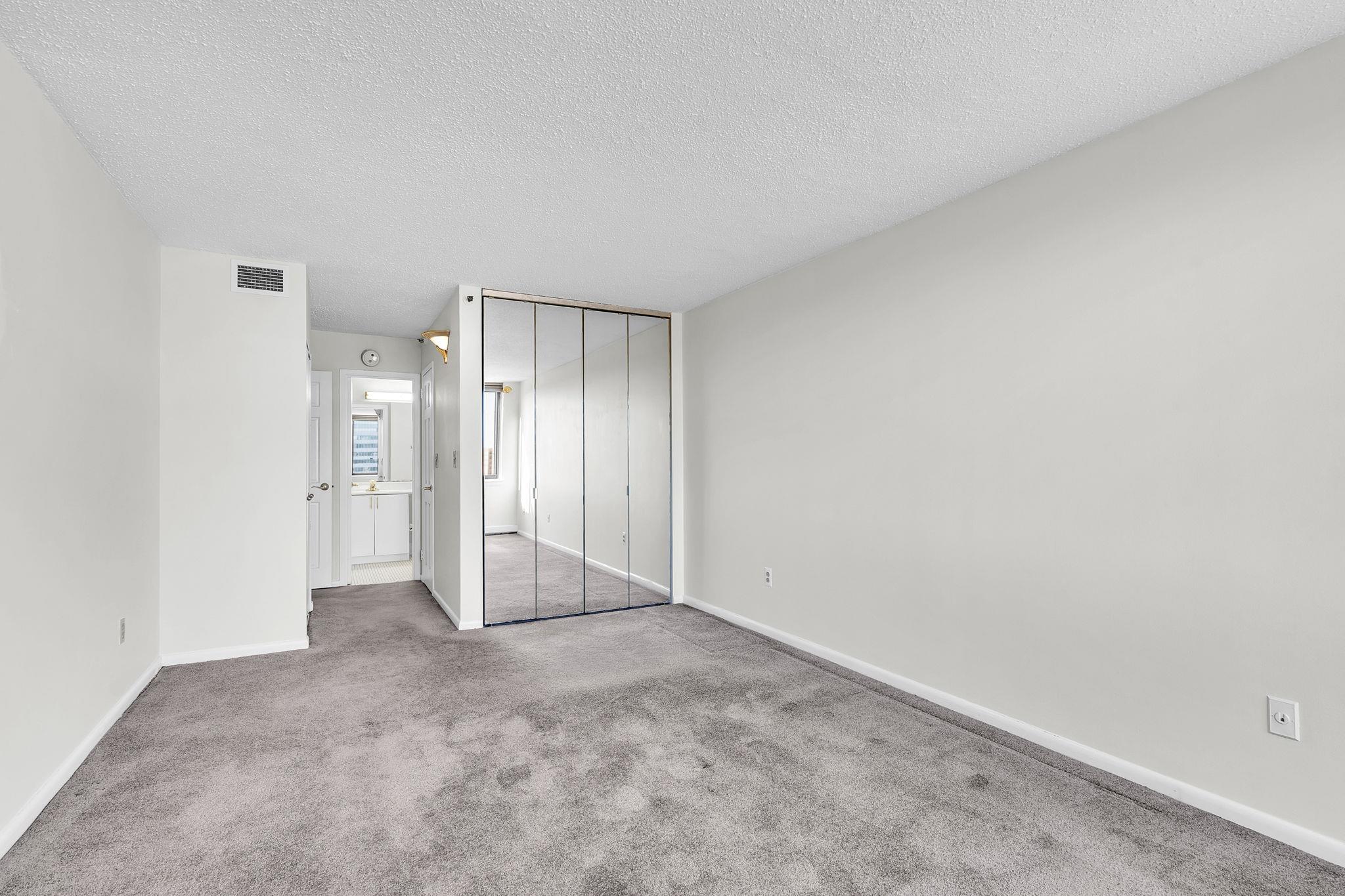 25 Rockledge Avenue Unit: 906W