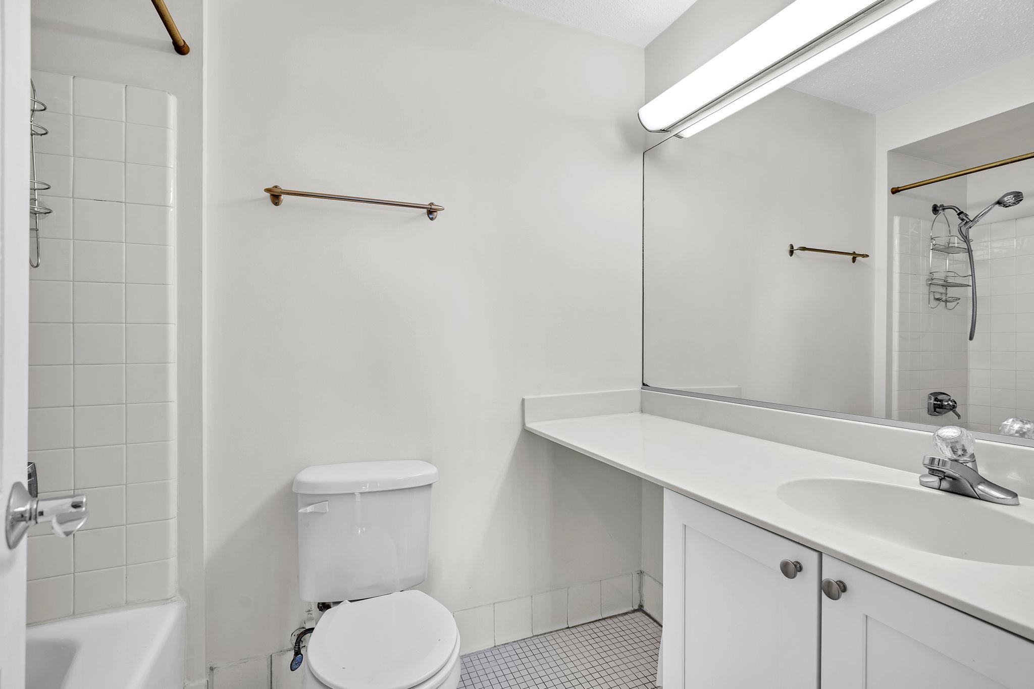 25 Rockledge Avenue Unit: 906W