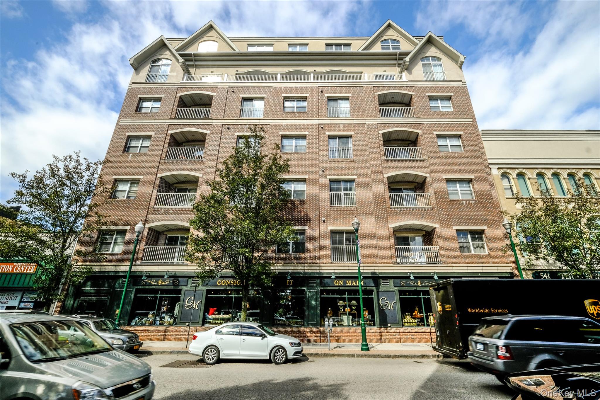 543 Main Street Unit: 201