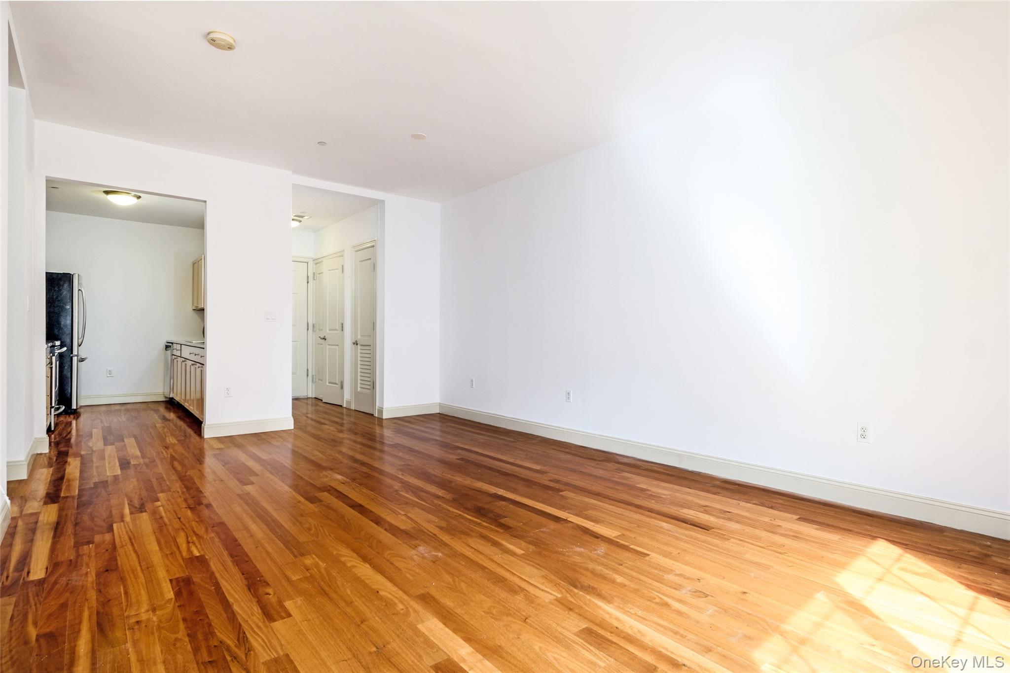 543 Main Street Unit: 201