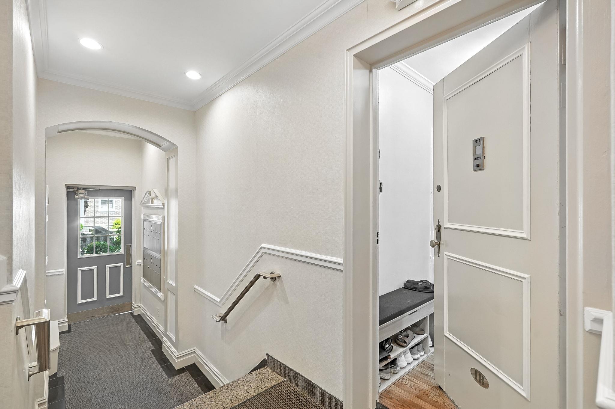 3 Bryant Crescent Unit: 1B