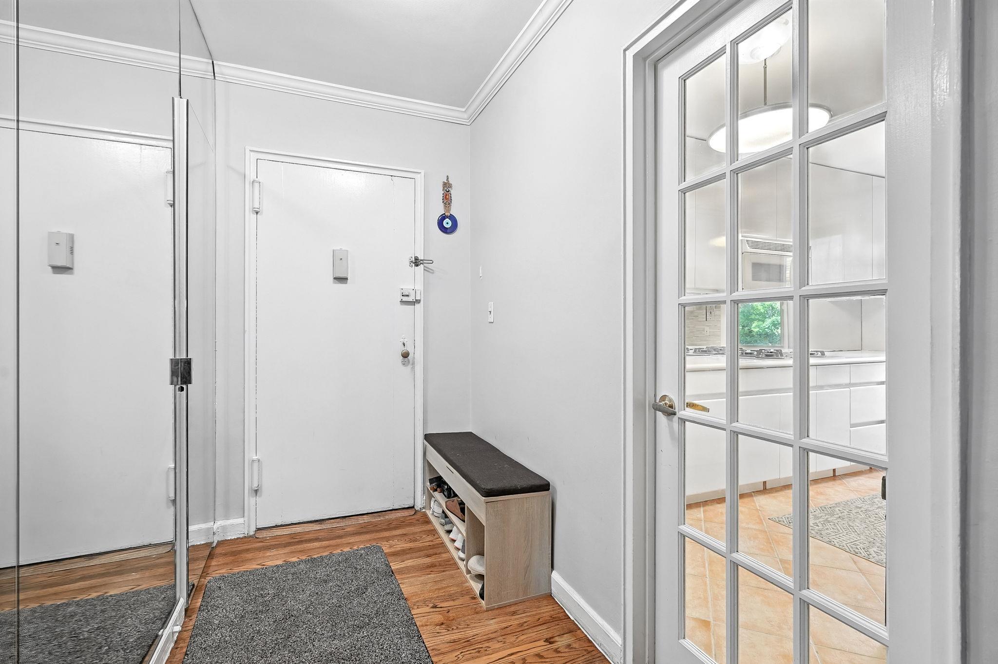 3 Bryant Crescent Unit: 1B