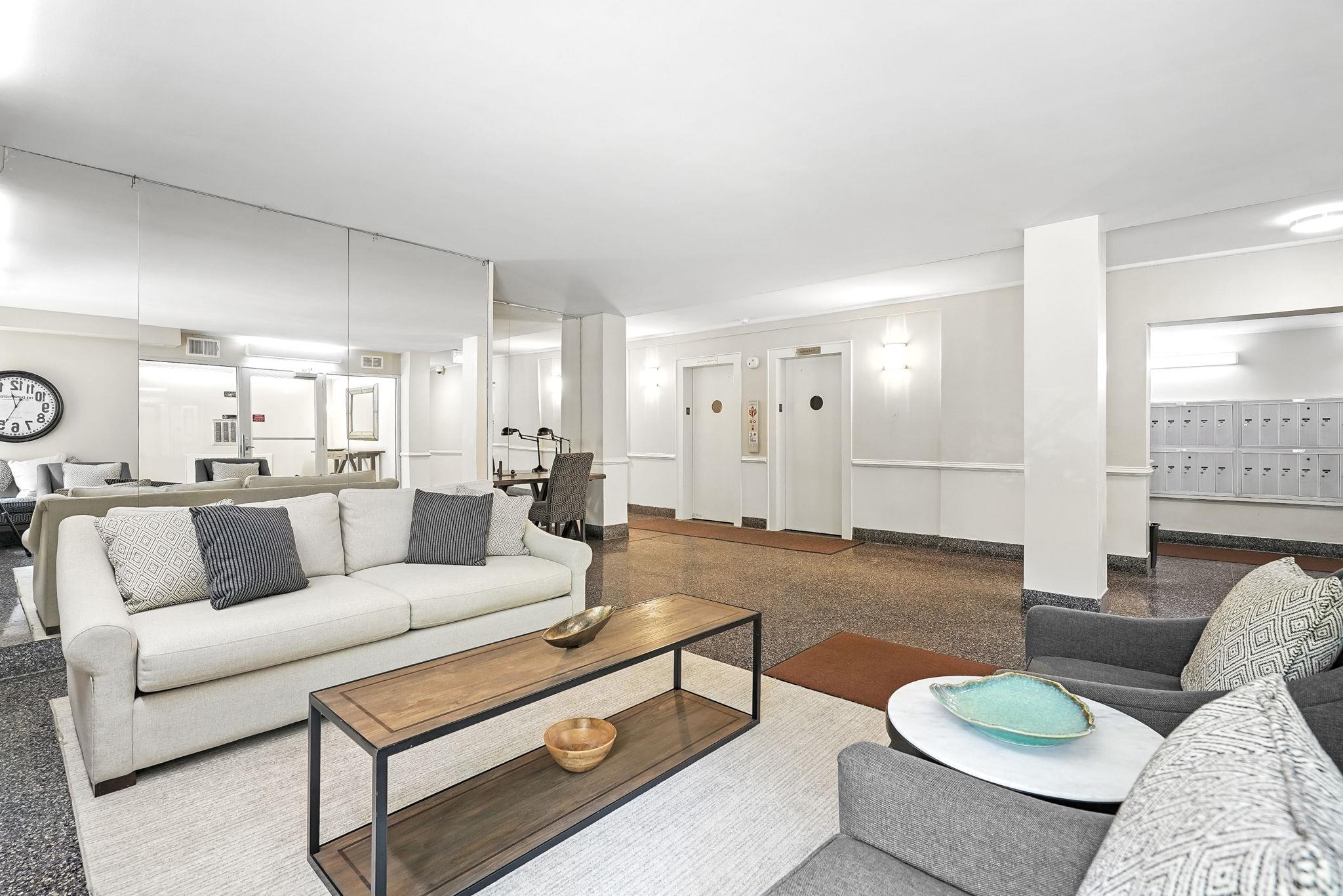 611 Palmer Road Unit: 3S