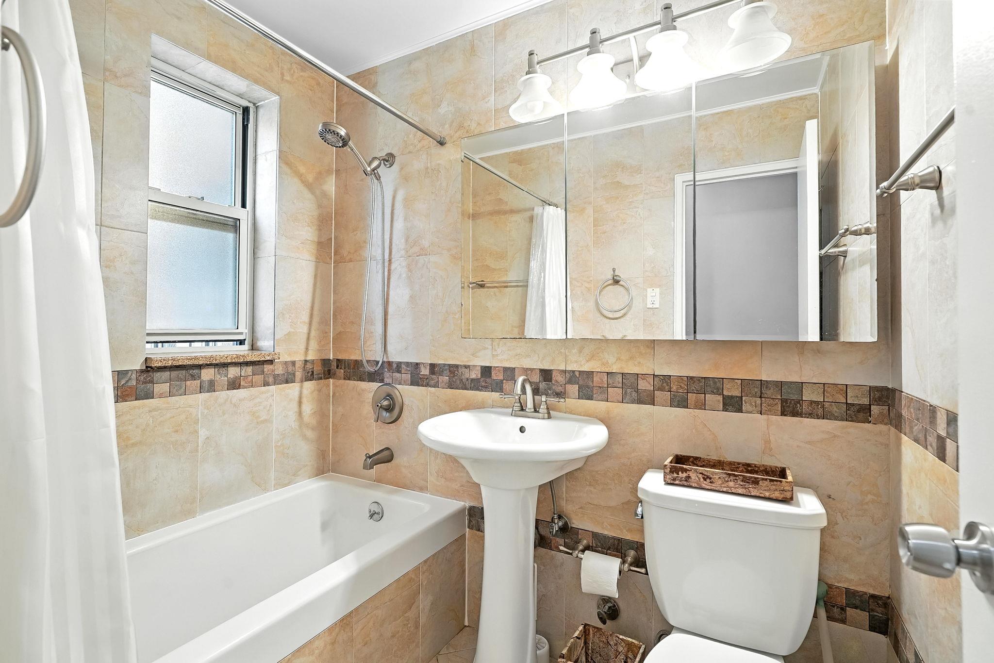 611 Palmer Road Unit: 3S