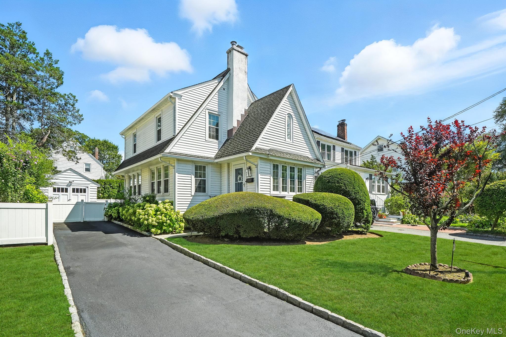 75 Smith Avenue