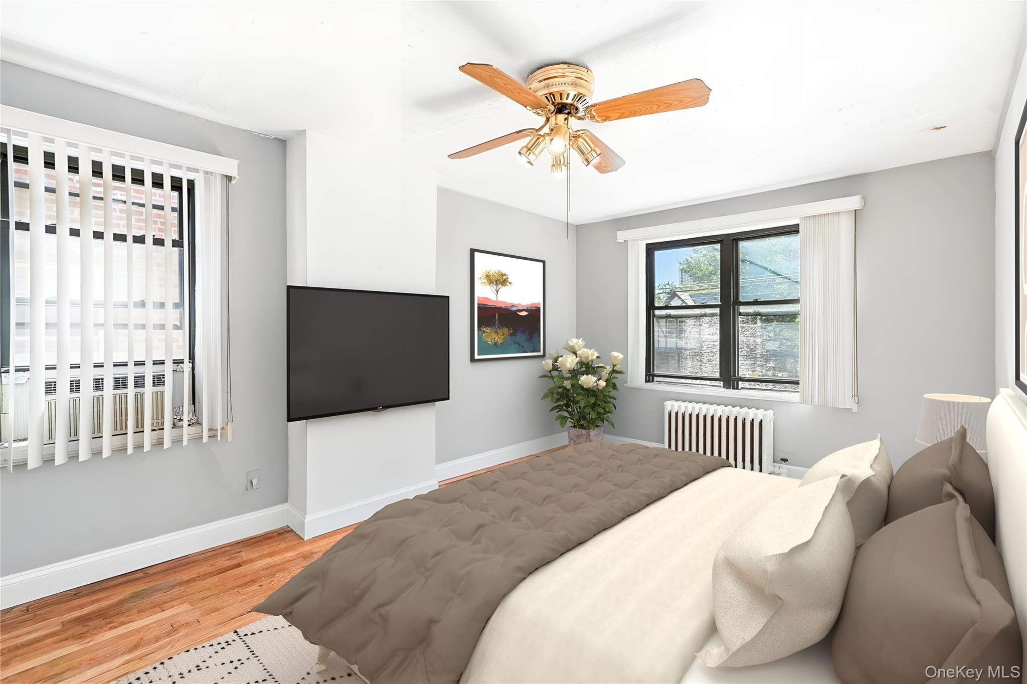 1245 Rhinelander Avenue