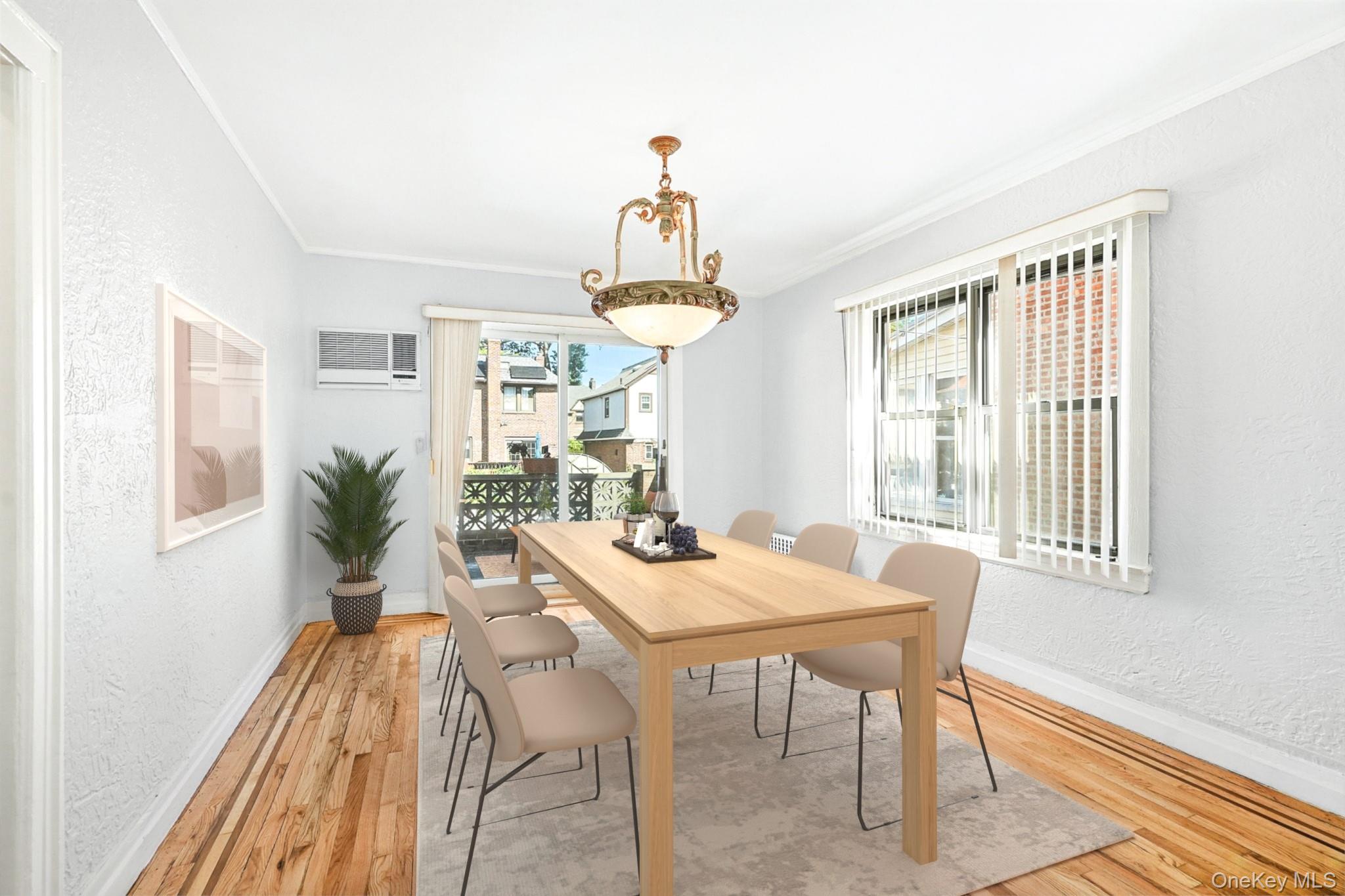 1245 Rhinelander Avenue