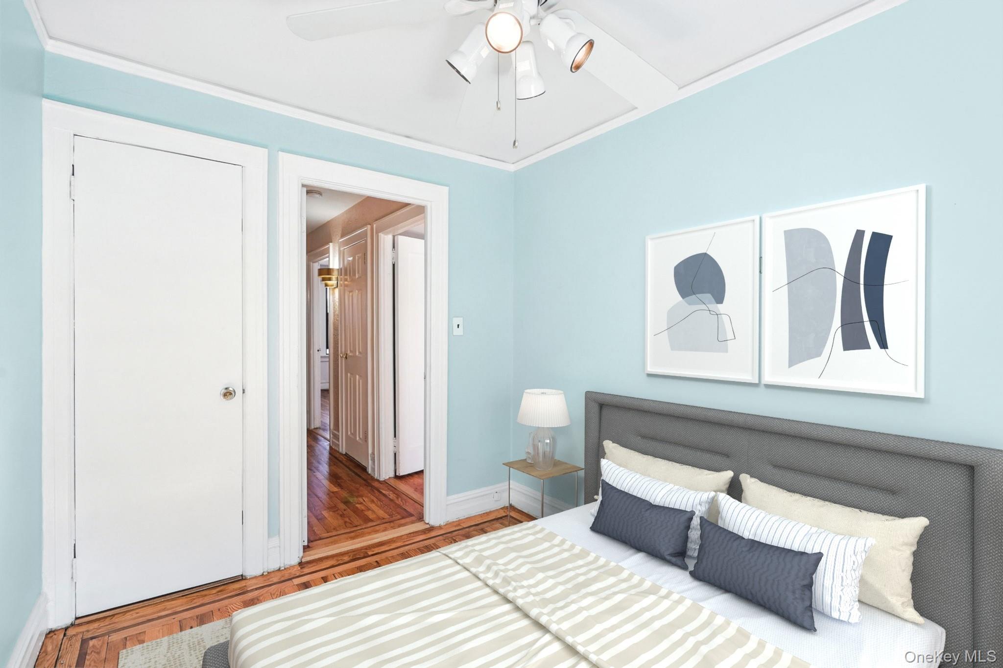 1245 Rhinelander Avenue