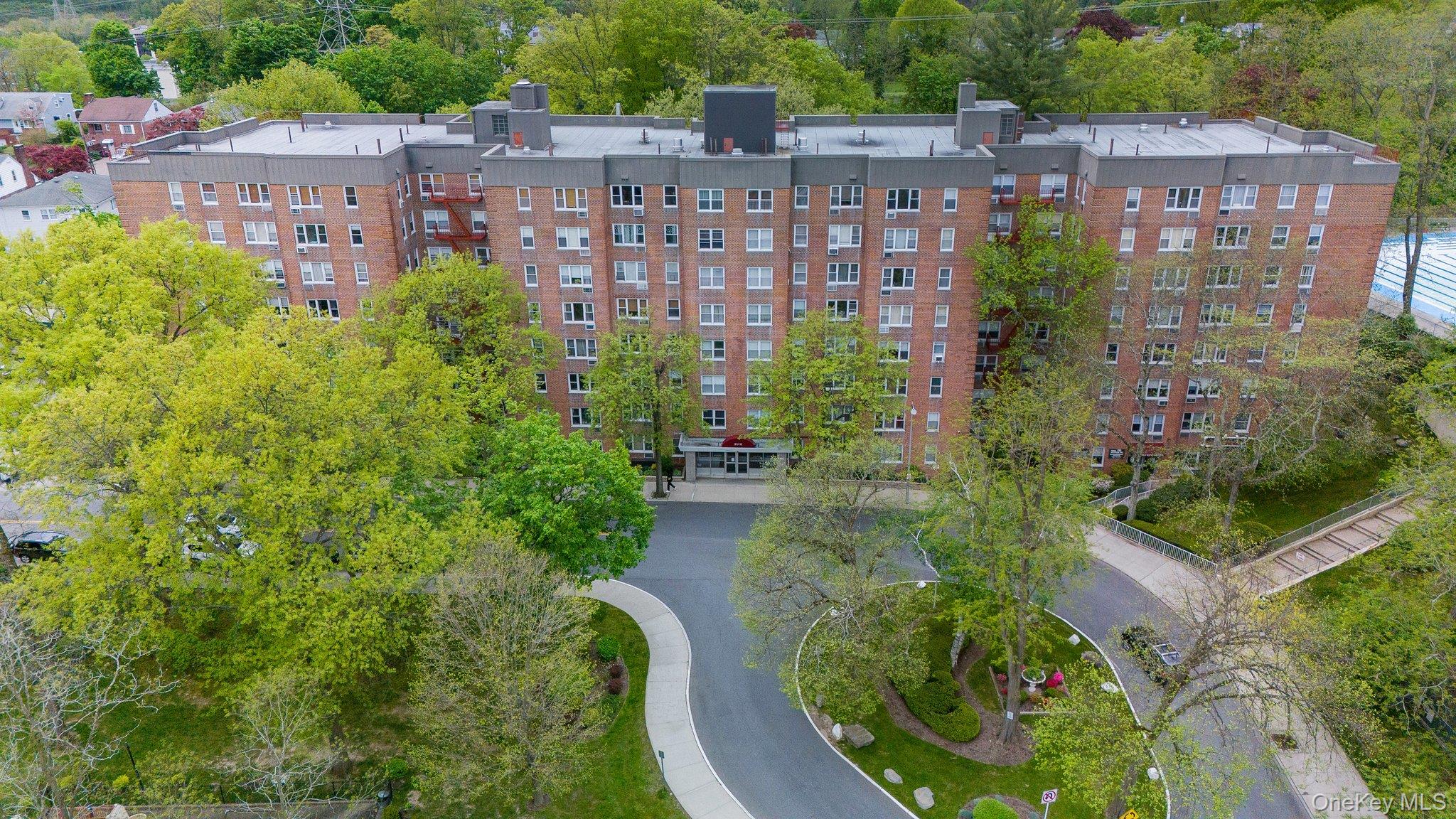 2 Sadore Lane Unit: 1K