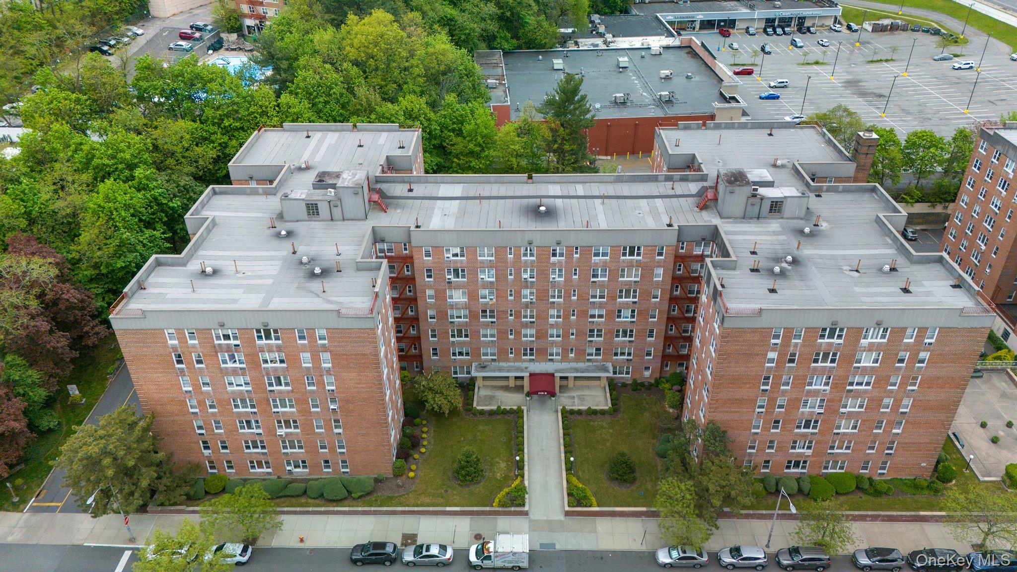 2 Sadore Lane Unit: 1K