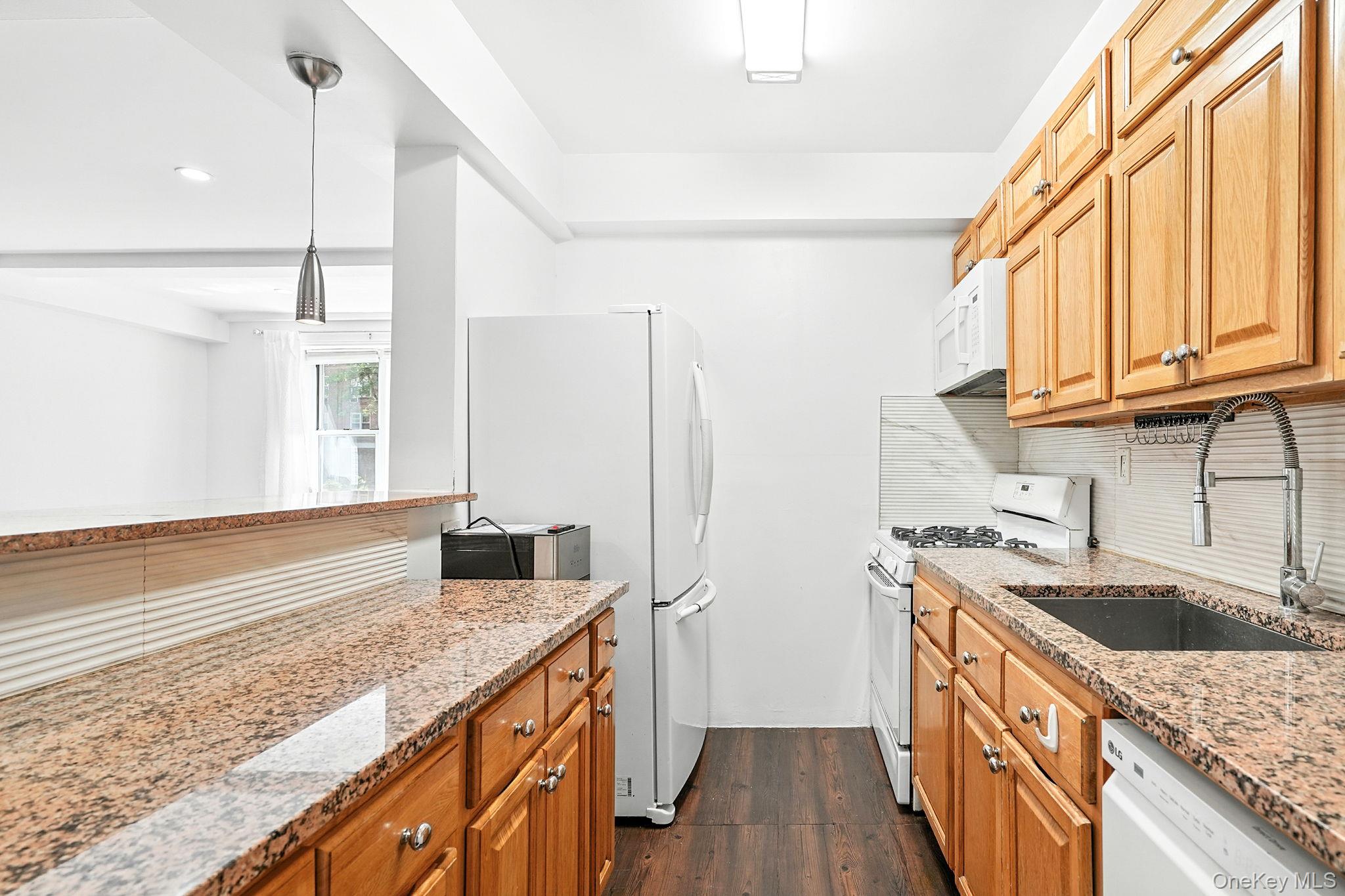 2 Sadore Lane Unit: 1K