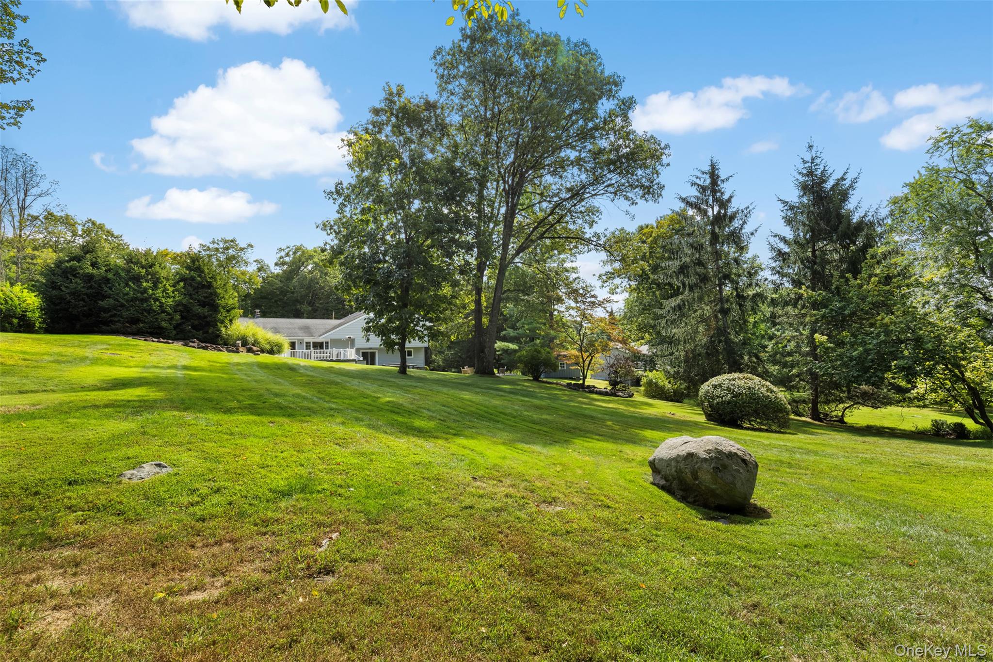 116 Rolling Hills Road
