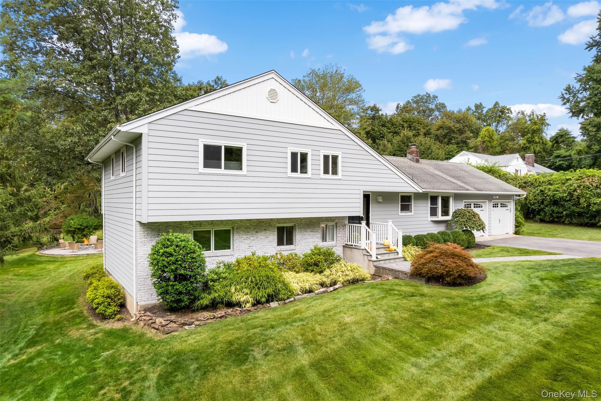 116 Rolling Hills Road