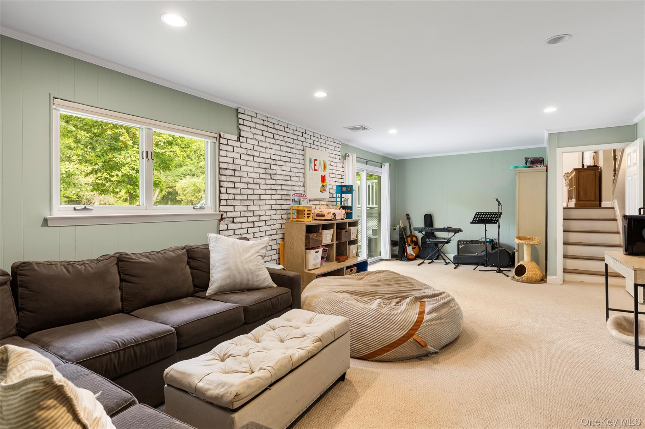 116 Rolling Hills Road