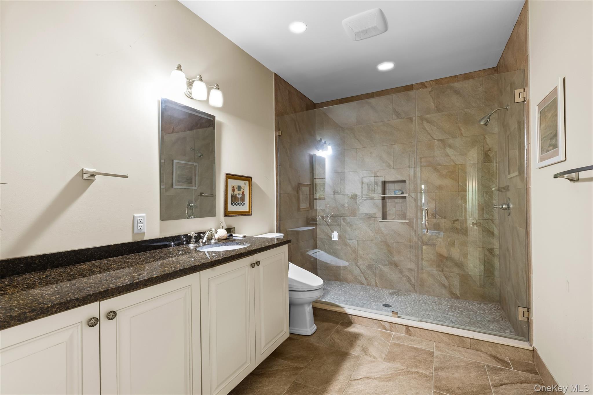 2 Heathcote Drive