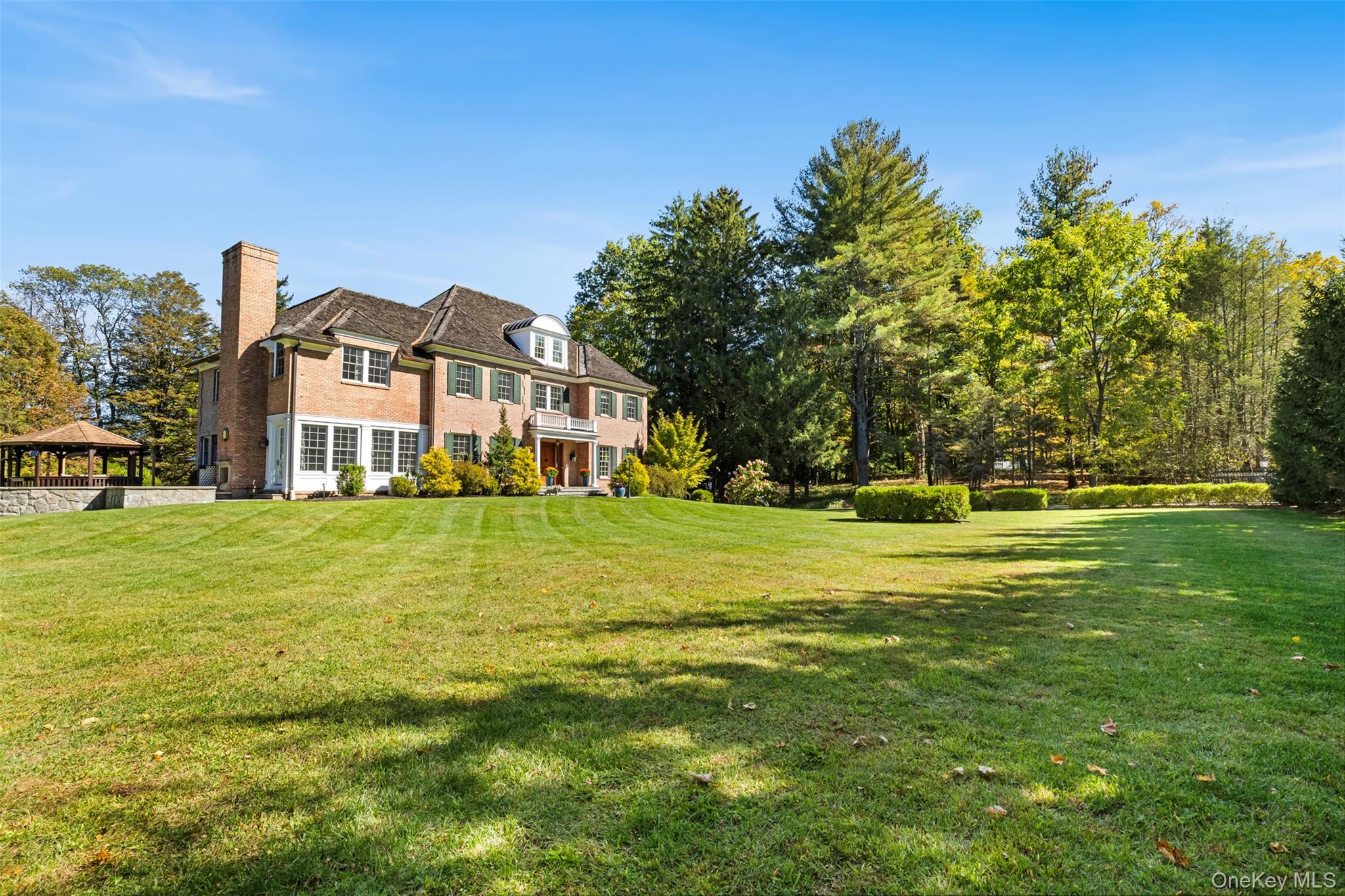 2 Heathcote Drive
