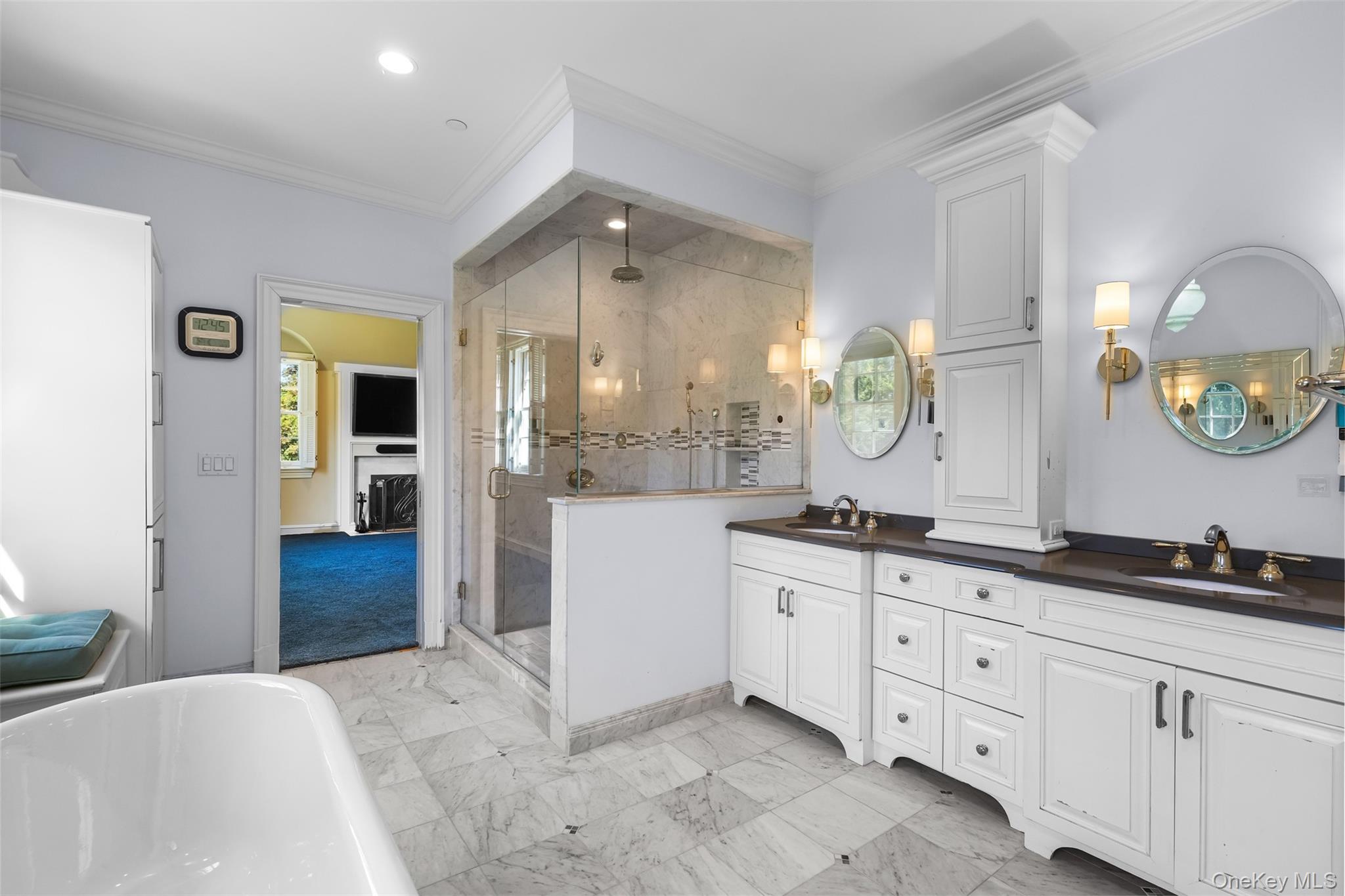 2 Heathcote Drive